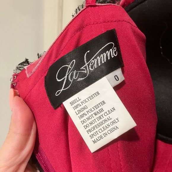 Beautiful Beaded Prom Gown - Size 0 - Picture 5 of 6